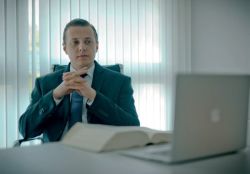 Czy adwokat musi być drogi?